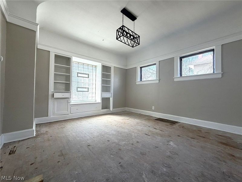 10106 Parmelee Avenue, Cleveland, OH 44108 Photo 4