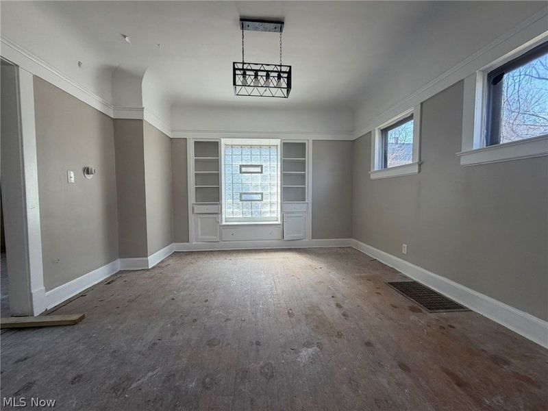 10106 Parmelee Avenue, Cleveland, OH 44108 Photo 9