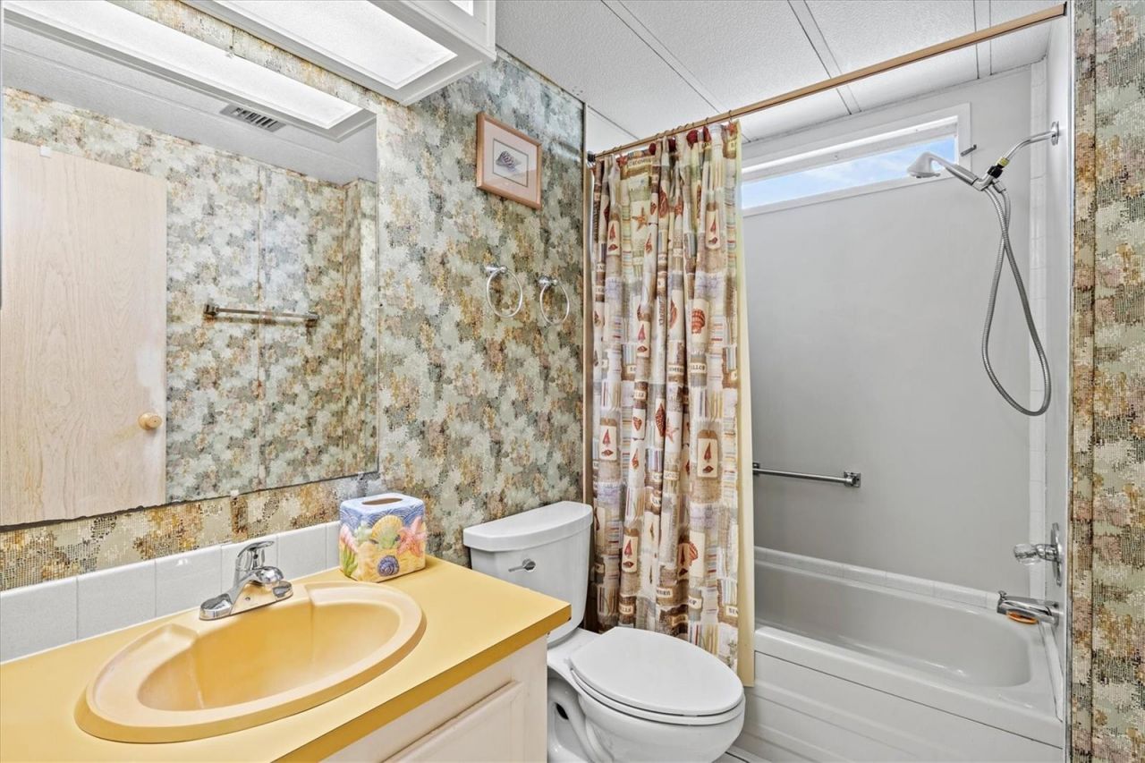 5316 53rd Avenue E, Unit K28, Bradenton, FL 34203 Photo