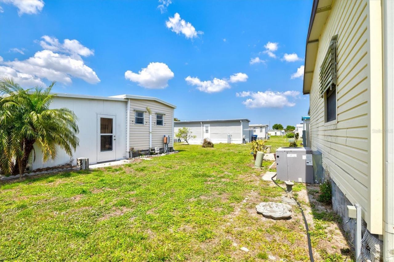 5316 53rd Avenue E, Unit K28, Bradenton, FL 34203 Photo