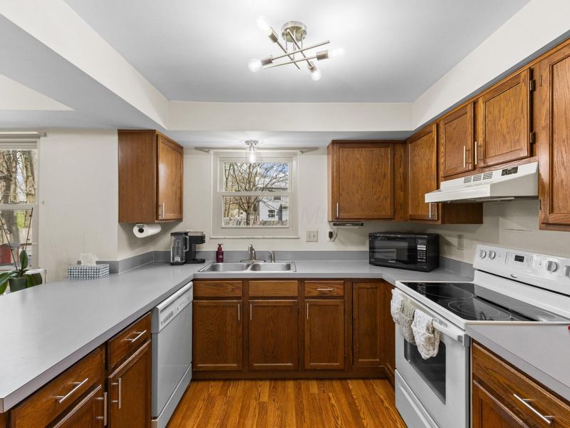 958 Windbourne Street, Columbus, OH 43230 Photo 17