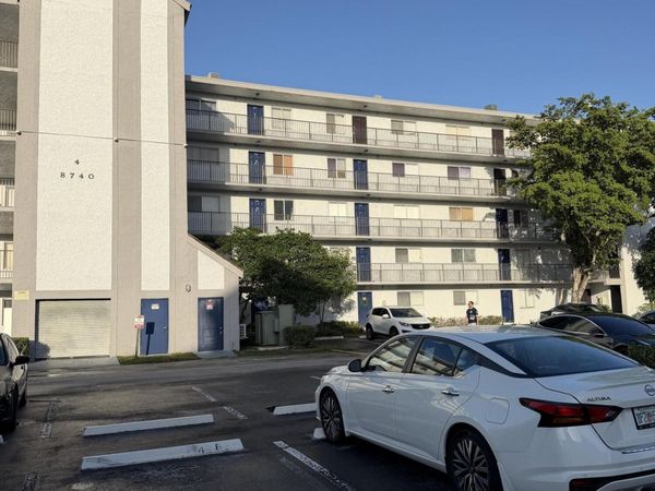 8740 N Sherman Circle, Miramar, FL 33025