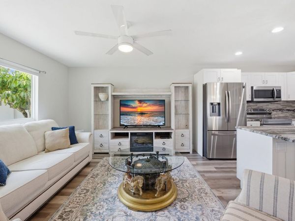 135 Waterford Way, Delray Beach, FL 33446