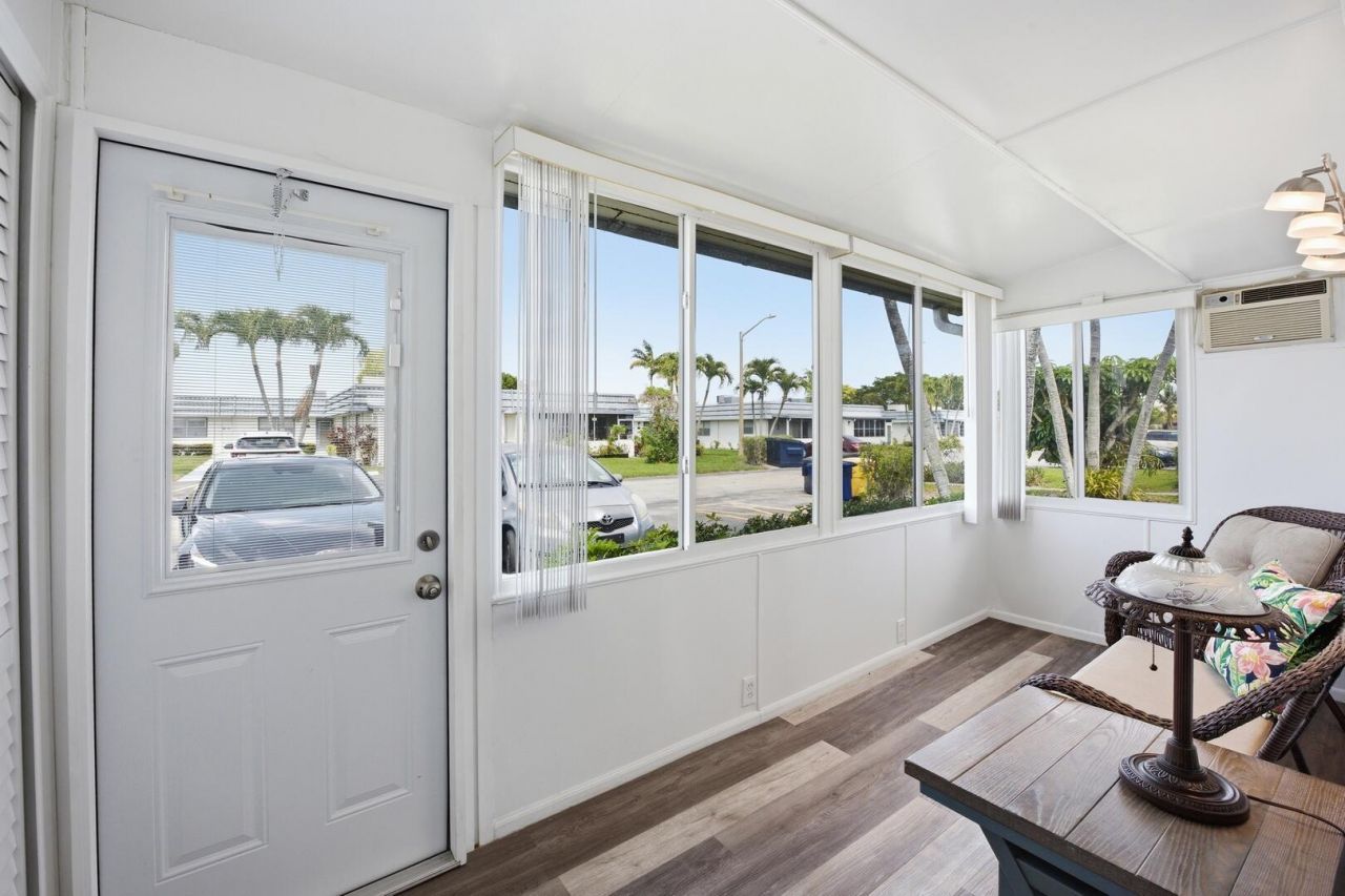 135 Waterford Way, Delray Beach, FL 33446 Photo