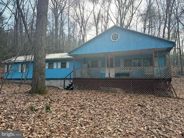 228 PINEBROOK DRIVE, NEWPORT, PA 17074