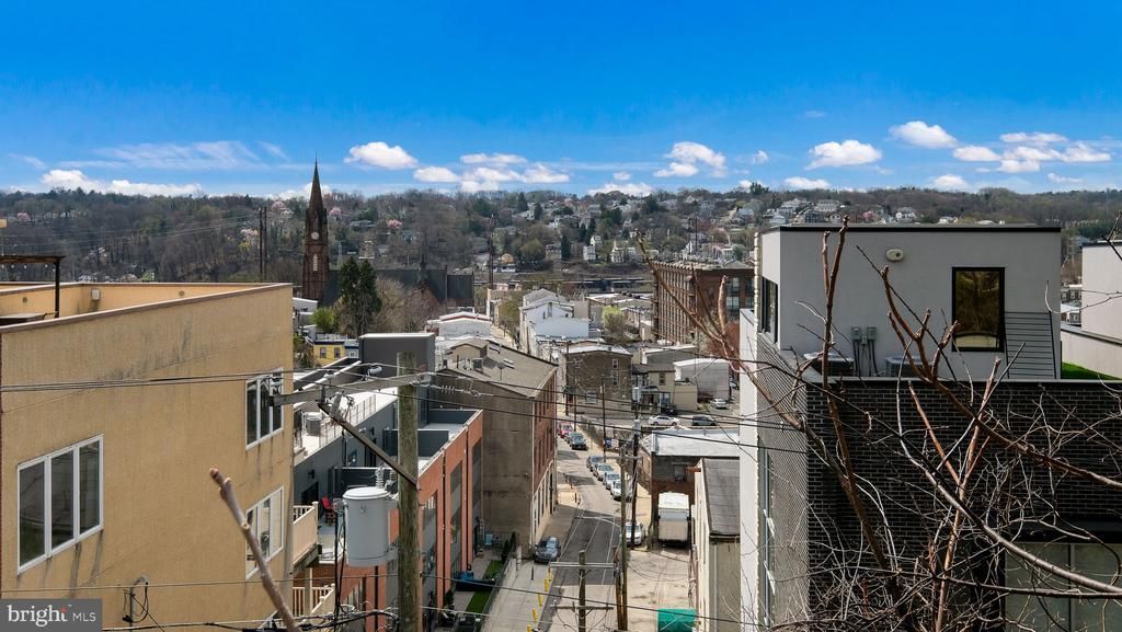 257 Krams Avenue, Philadelphia, PA 19128 Main Photo