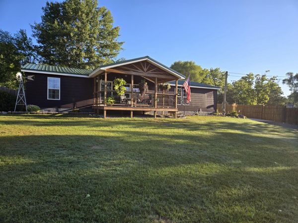 11462 W Sidney Road, Gowen, MI 49326