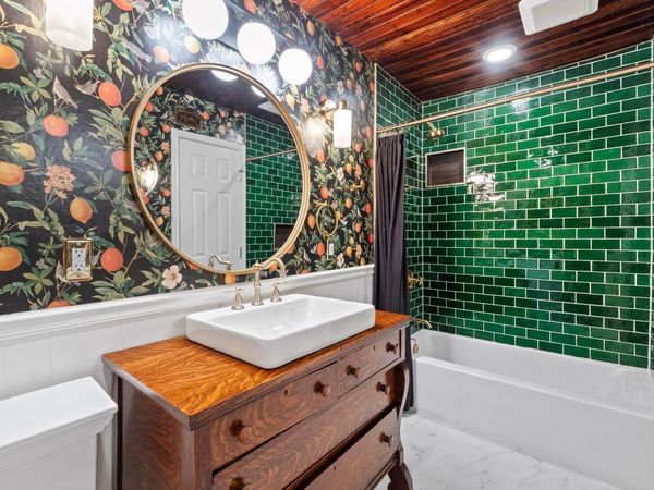 2450 Ashdale DR, Unit D-106, Austin, TX 78757