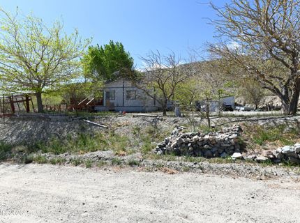 634 Welcome Drive, Walker Lake, NV 89415 Photo