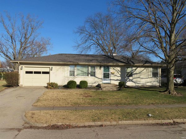 2212 Compton Avenue, Elkhart, IN 46517