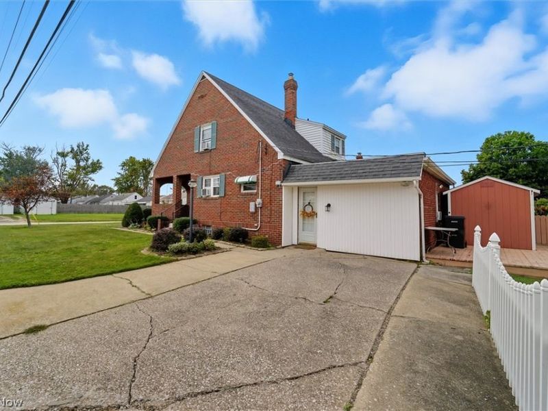 1811 E 30th Street, Ashtabula, OH 44004 Photo 3