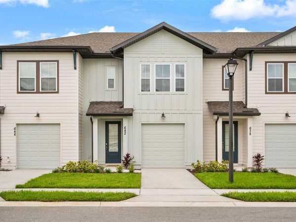 642 LONGBOAT DRIVE , DAVENPORT, FL 33896