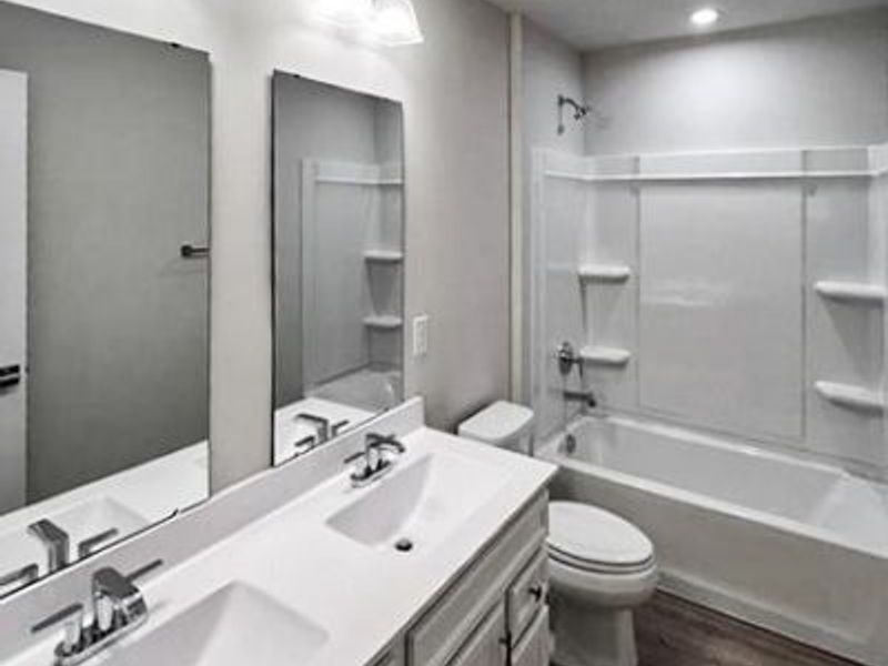 5358 Walnut Ridge Lane, Sheffield Lake, OH 44054 Photo 21