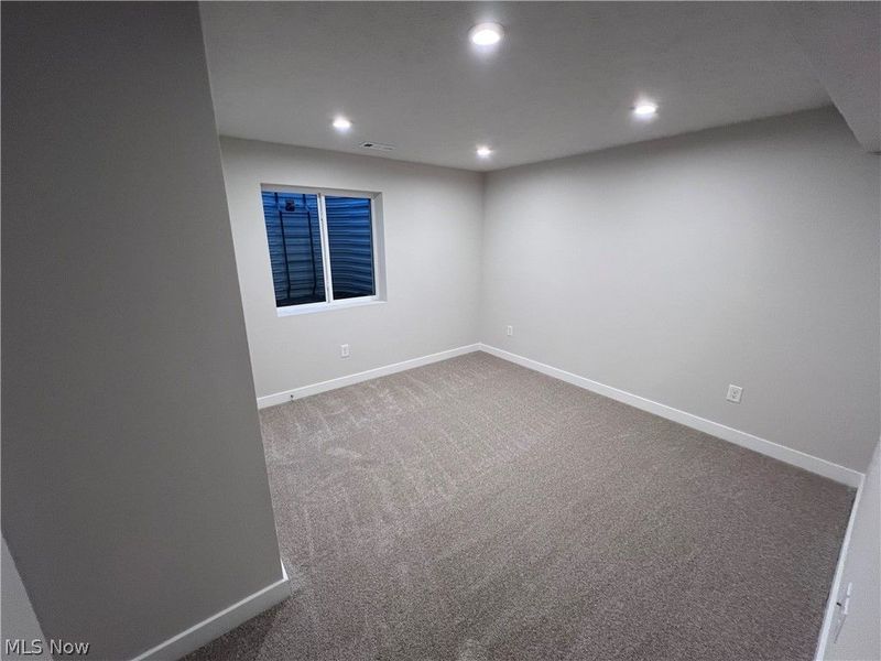 5358 Walnut Ridge Lane, Sheffield Lake, OH 44054 Photo 27