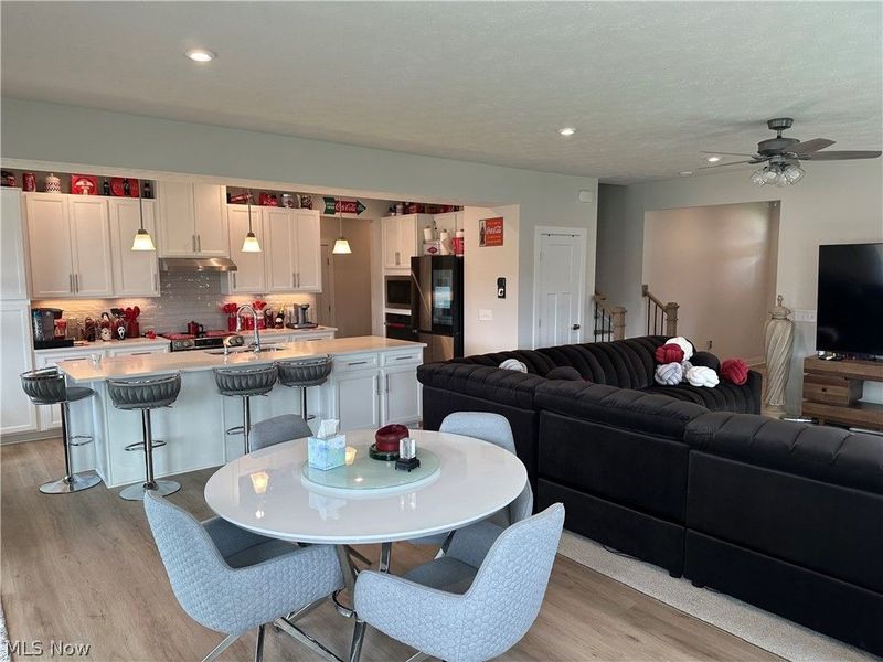 5358 Walnut Ridge Lane, Sheffield Lake, OH 44054 Photo 5