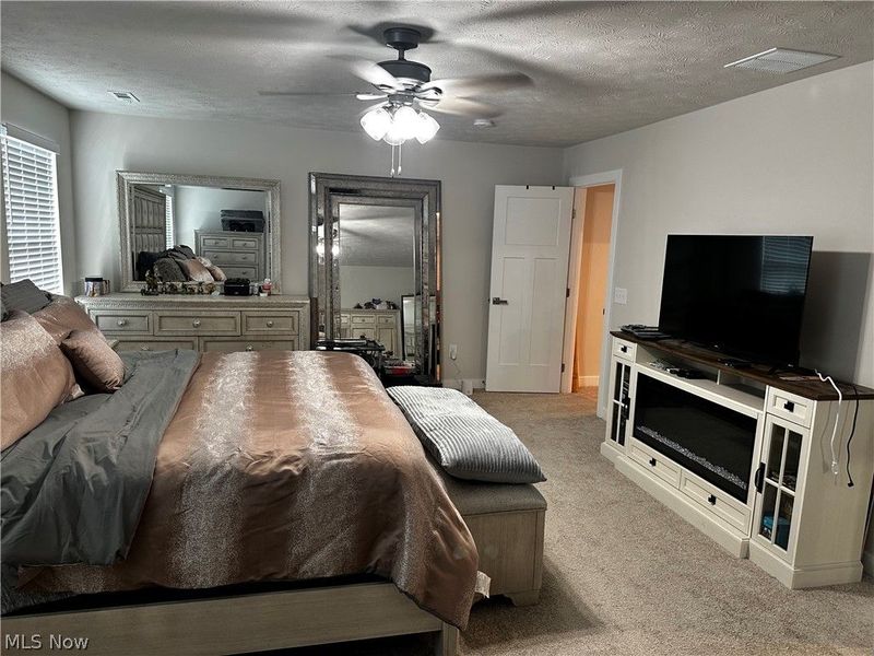 5358 Walnut Ridge Lane, Sheffield Lake, OH 44054 Photo 7