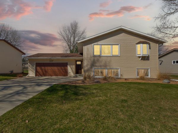 1117 Eastgate Road, Albert Lea, MN 56007
