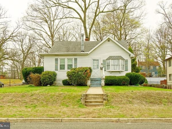 102 WOODLYNNE AVENUE, PITMAN, NJ 08071