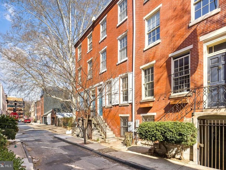 1923 Waverly Street, Philadelphia, PA 19146 Main Photo