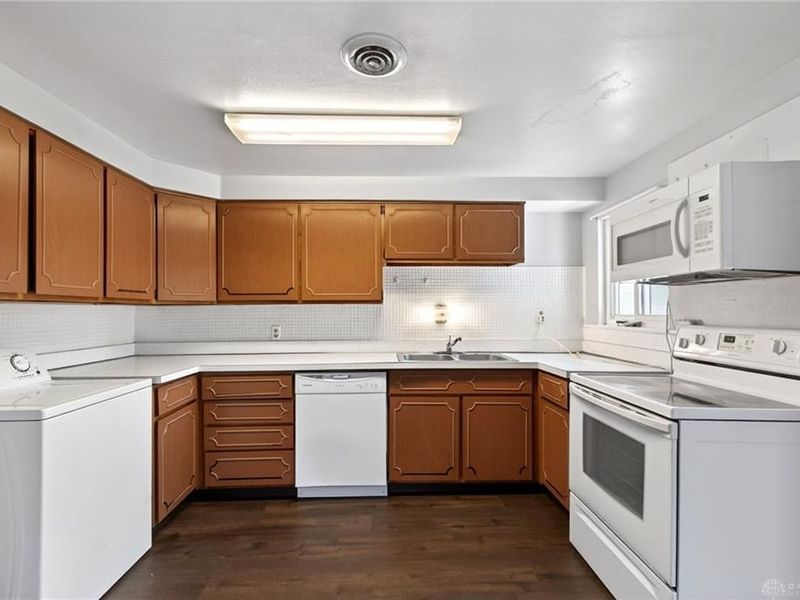 3907 Ackerman Boulevard, Kettering, OH 45429 Photo 14