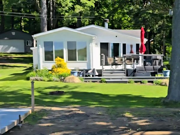 3726 Peterson Drive, Gobles, MI 49055