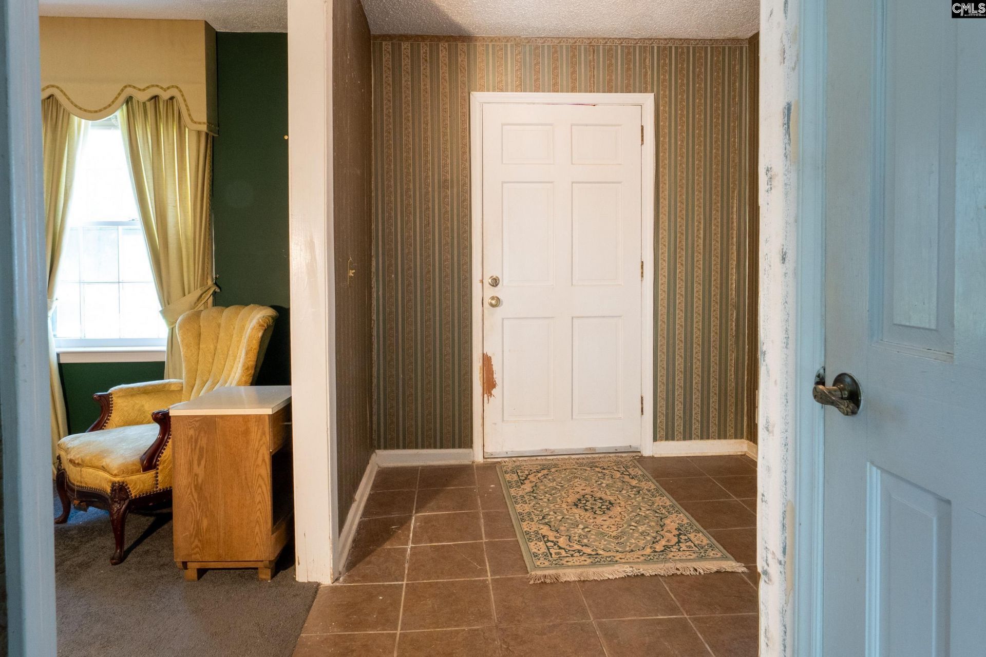 417 White Falls Dr  Photo 10