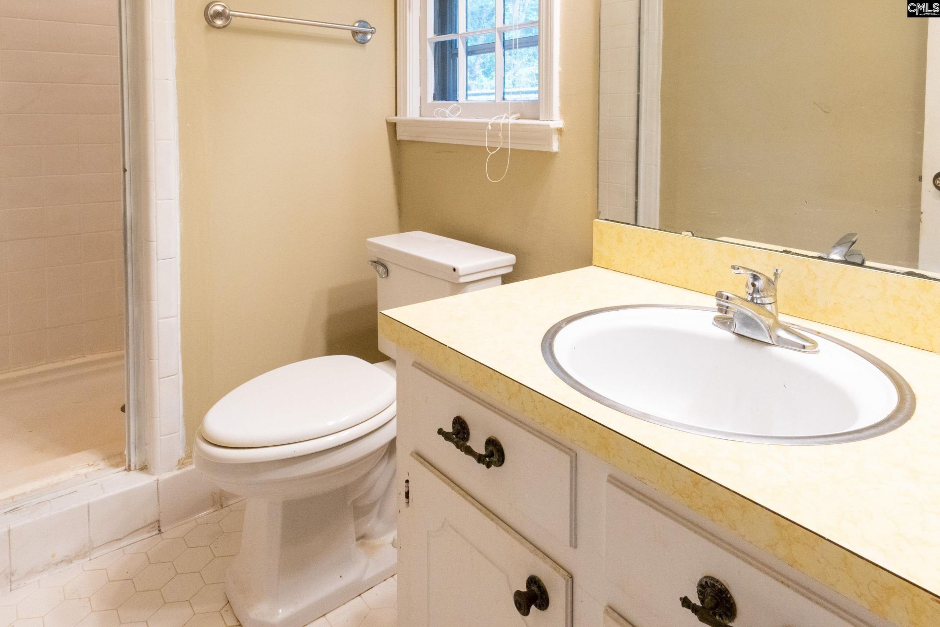 417 White Falls Dr  Photo 36