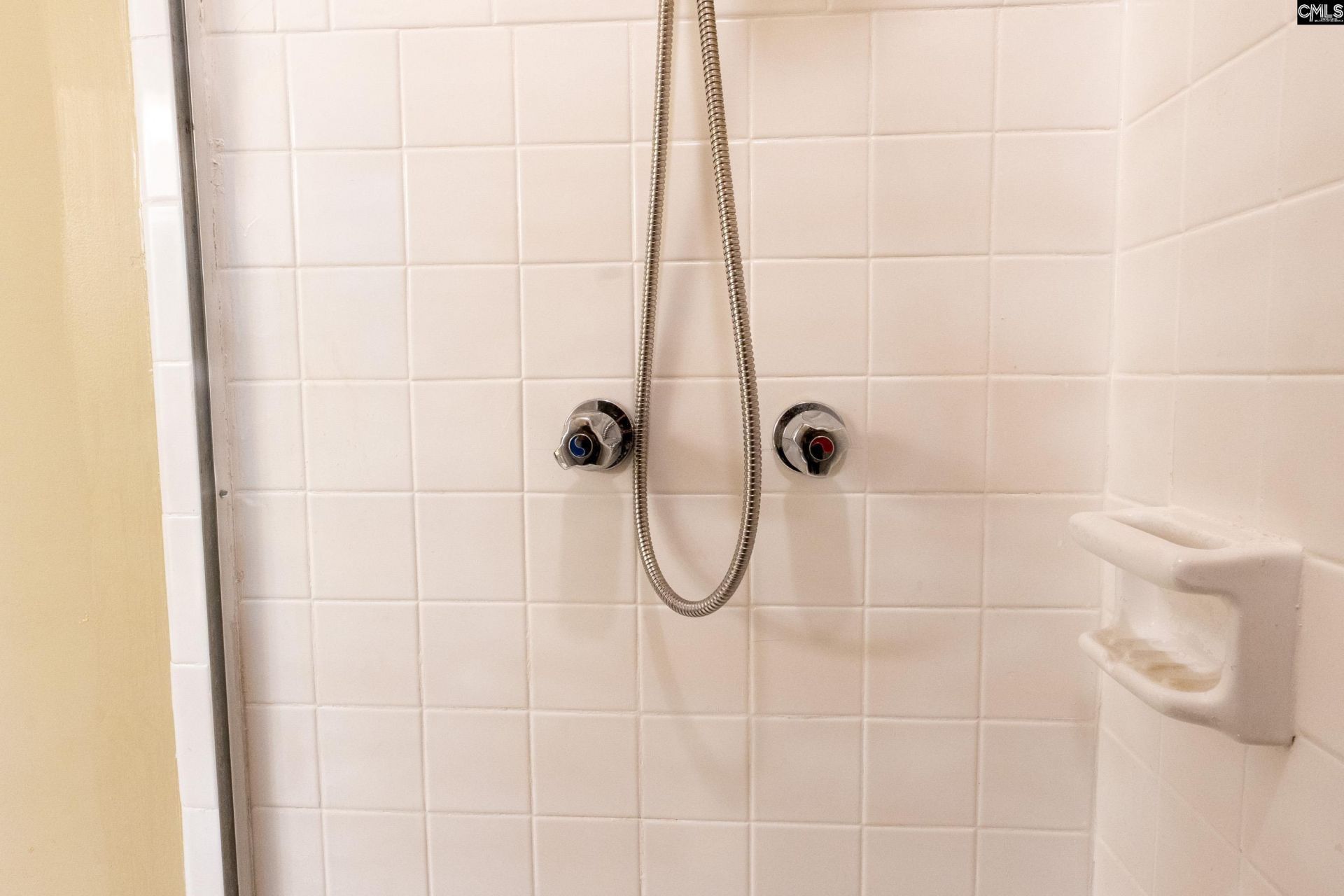 417 White Falls Dr  Photo 37