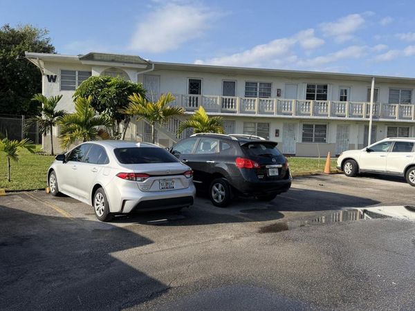 20120 NE 2nd Avenue, Unit W18, Miami Gardens, FL 33179