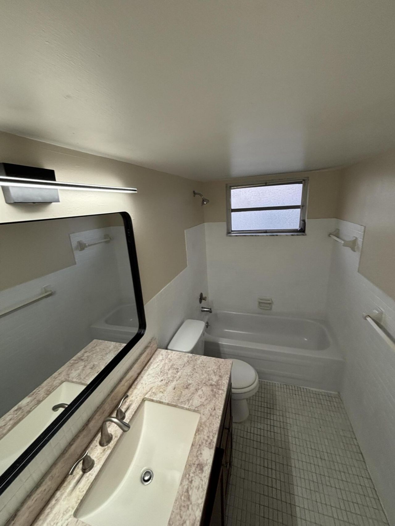 20120 NE 2nd Avenue, Unit W18, Miami Gardens, FL 33179 Photo