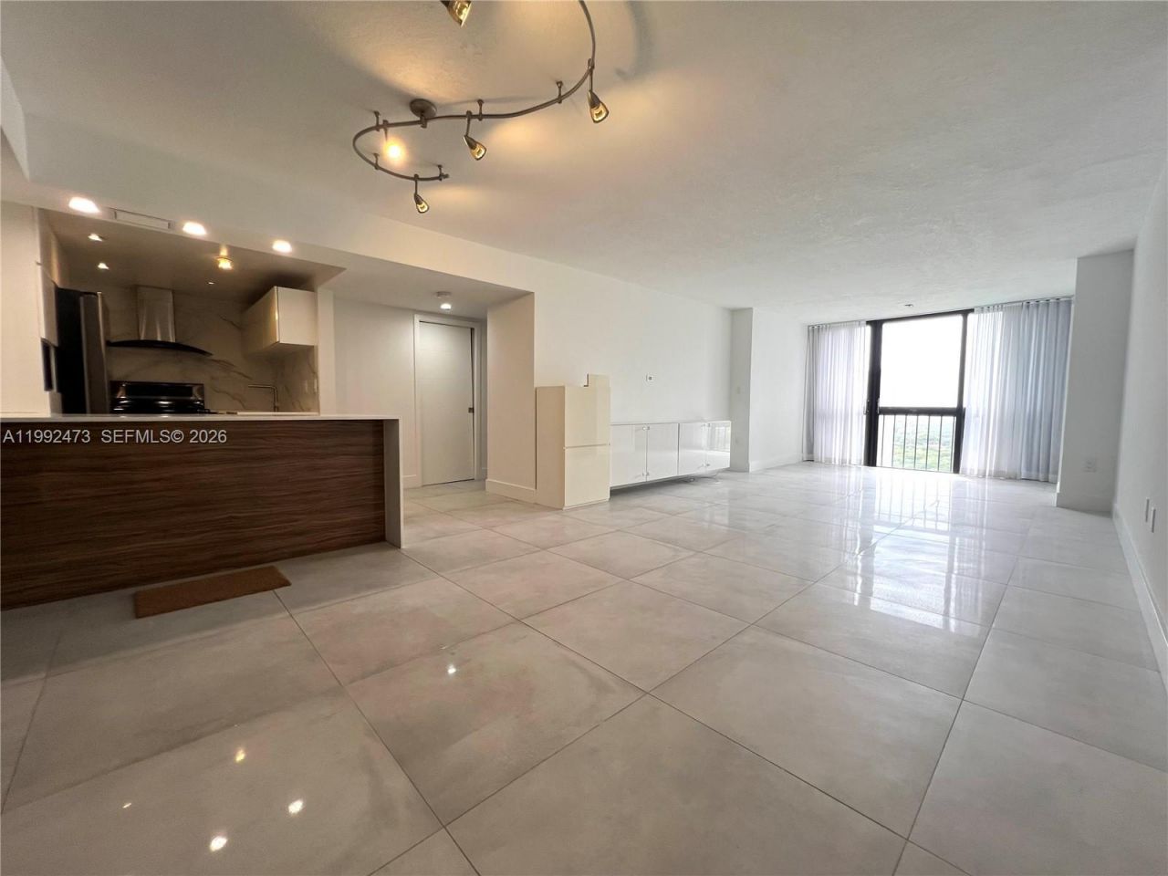 2333 Brickell Ave , Unit 2310, Miami, FL 33129 Photo