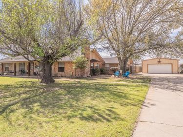 11485 Ridgeview Circle, Fort Worth, TX 76244