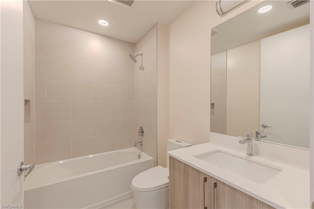 26610 Rosewood Pointe Dr , Unit 308, Bonita Springs, Fl 34135 Photo