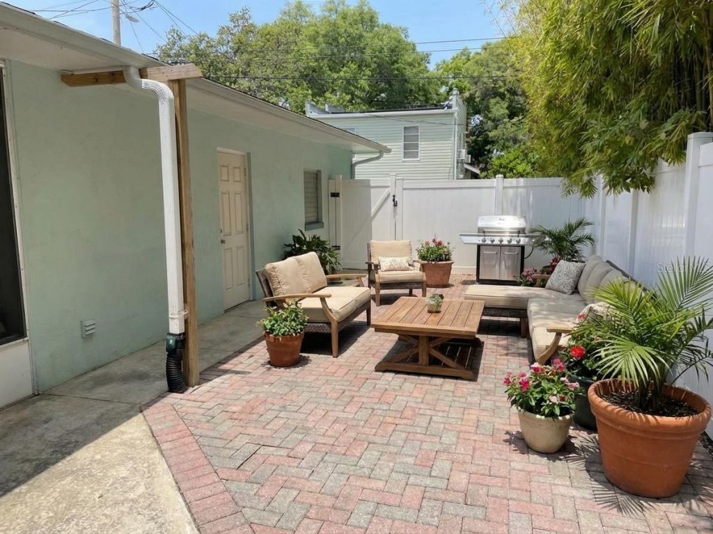 807 26th Avenue N, Saint Petersburg, FL 33704 Photo