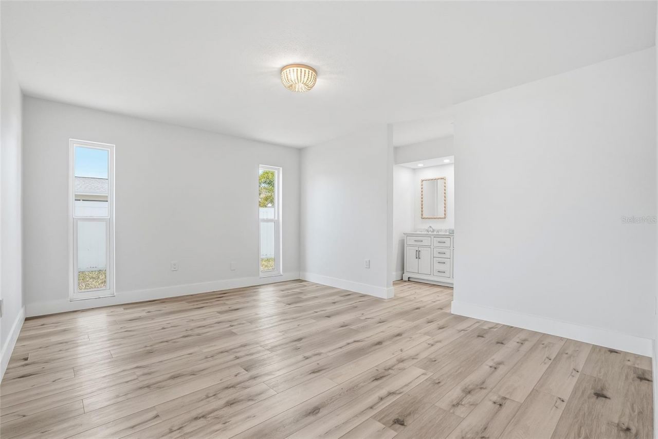 5708 Bayshore Drive, Seminole, FL 33772 Photo