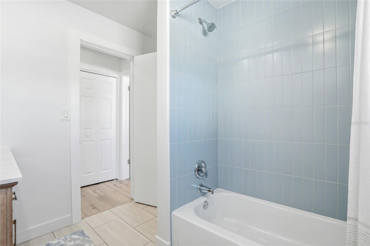 5708 Bayshore Drive, Seminole, FL 33772 Photo