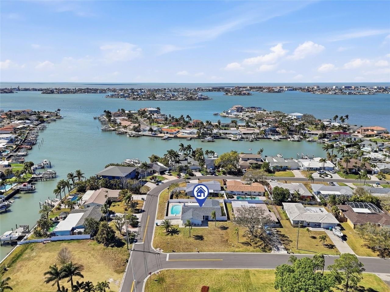 5708 Bayshore Drive, Seminole, FL 33772 Photo