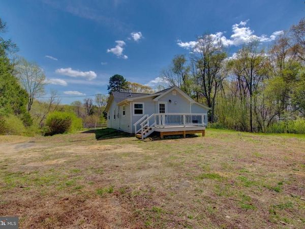 10061 KINGS, MONTROSS, VA 22520