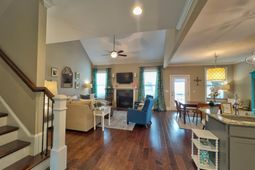 2013 Plumer Drive  photo 4