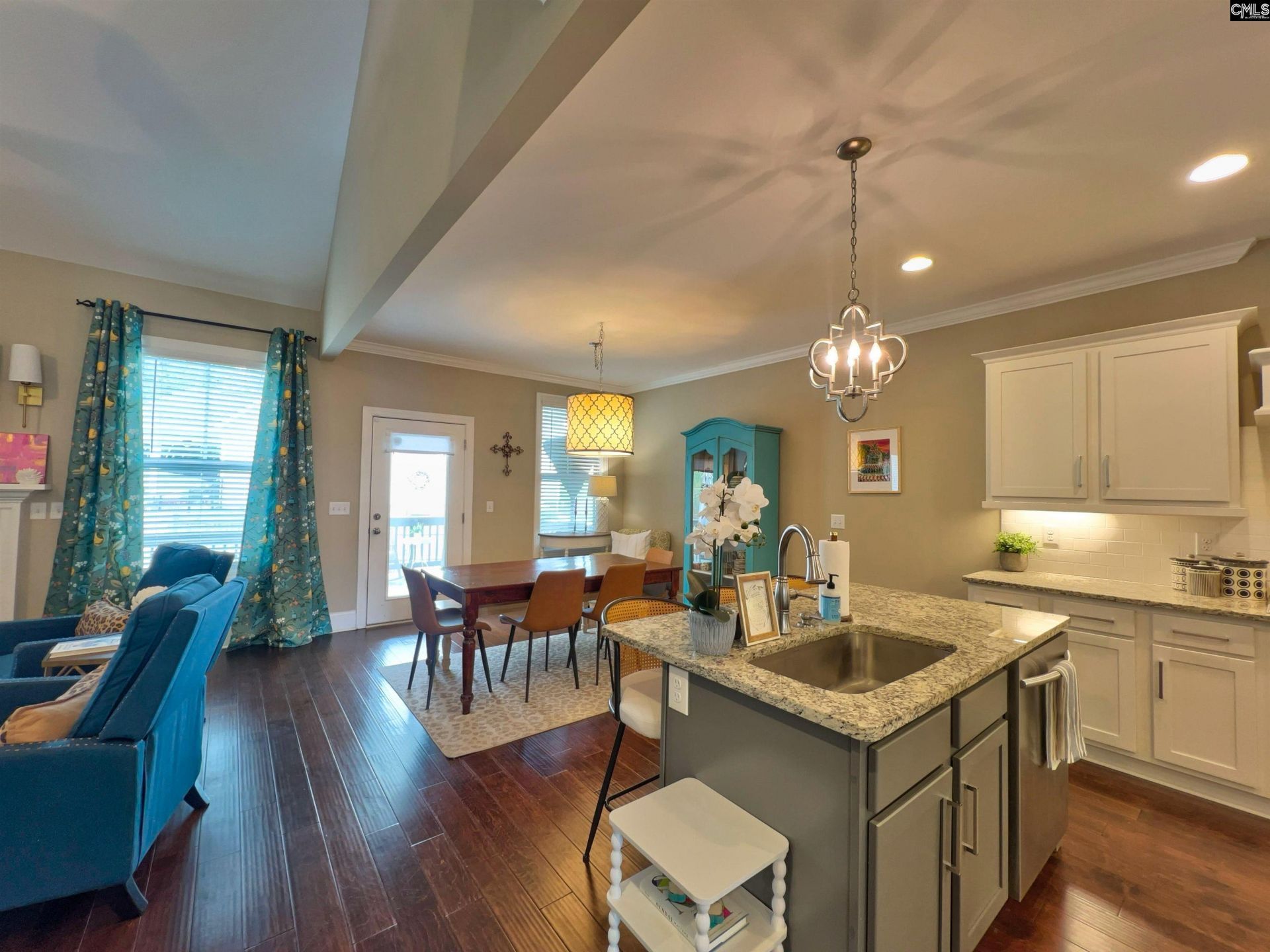 2013 Plumer Drive  Photo 6