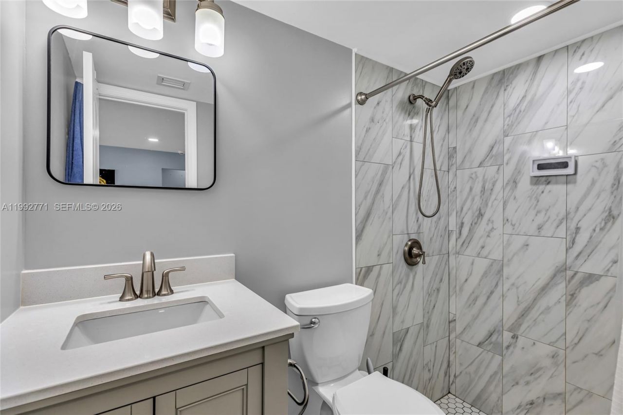 819 N 32nd Ave , Hollywood, FL 33021 Photo