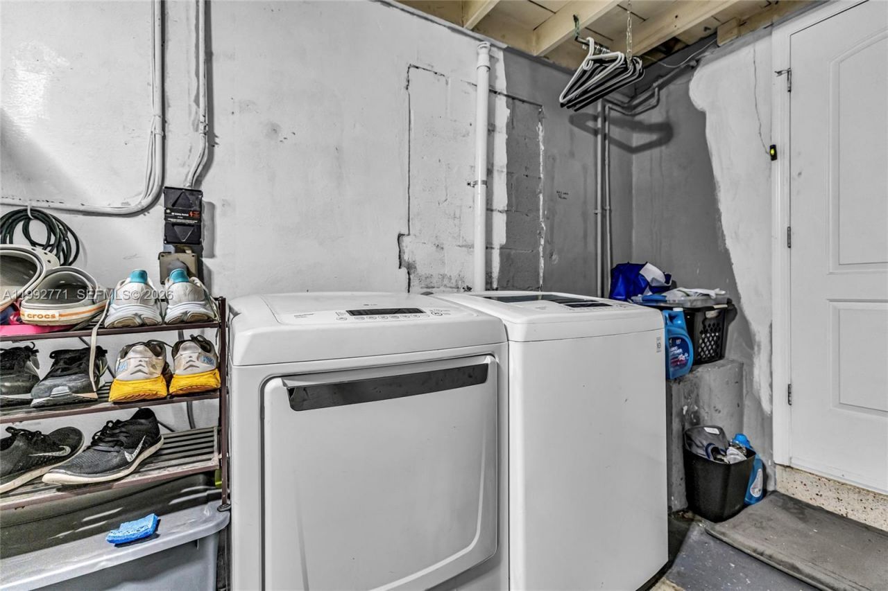 819 N 32nd Ave , Hollywood, FL 33021 Photo