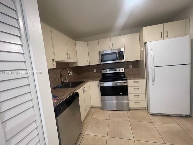 1830 Dixieanna St , Unit 606, Hollywood, FL 33020 Photo