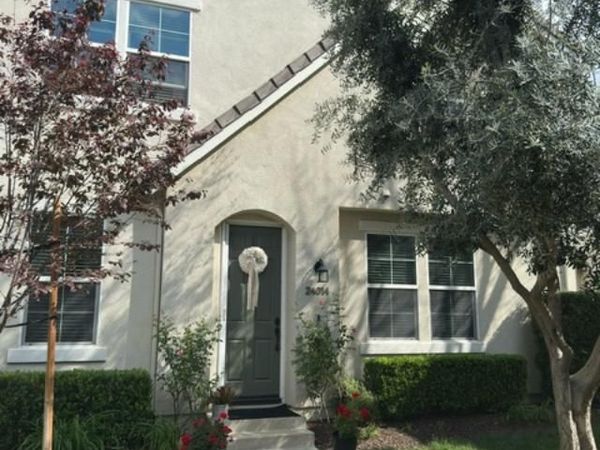 24014 Park Lane, Valencia, CA 91354