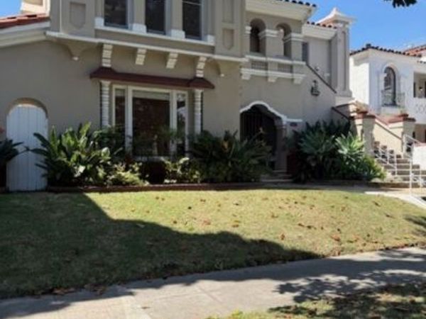 357 S Doheny Drive, Beverly Hills, CA 90211