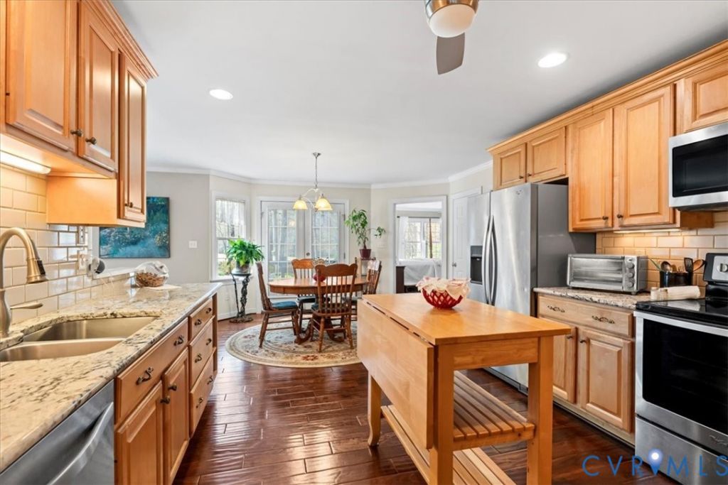 3911 S Fairway Drive Powhatan, VA 23139