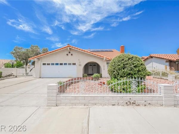 1803 Nuevo Road , Henderson, NV 89014
