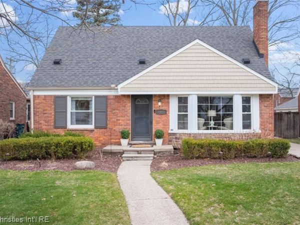 1517 Marywood Drive, Royal Oak Twp, MI 48067