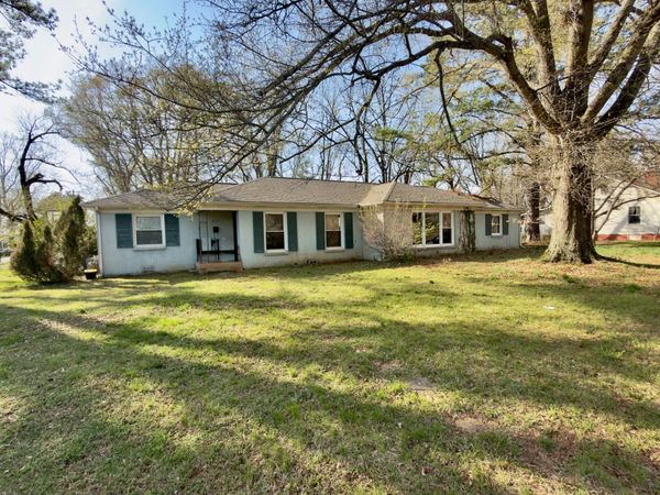 1903 Middle Tennessee Blvd , Murfreesboro, TN 37130