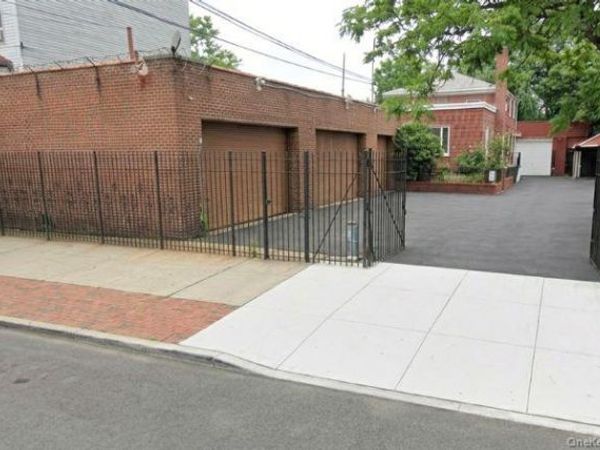 3117 12th Street, Astoria, NY 11106